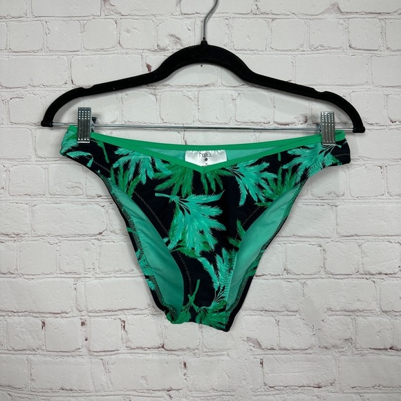Fe Noel Women's Feathered Palm Print High‎ Leg Cheeky Bikini Bottom sz M EUC - Picture 1 of 5